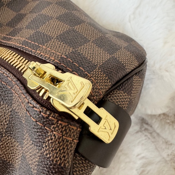 Louis Vuitton Damier Ebene Keepall 50 - Picture 7 of 8